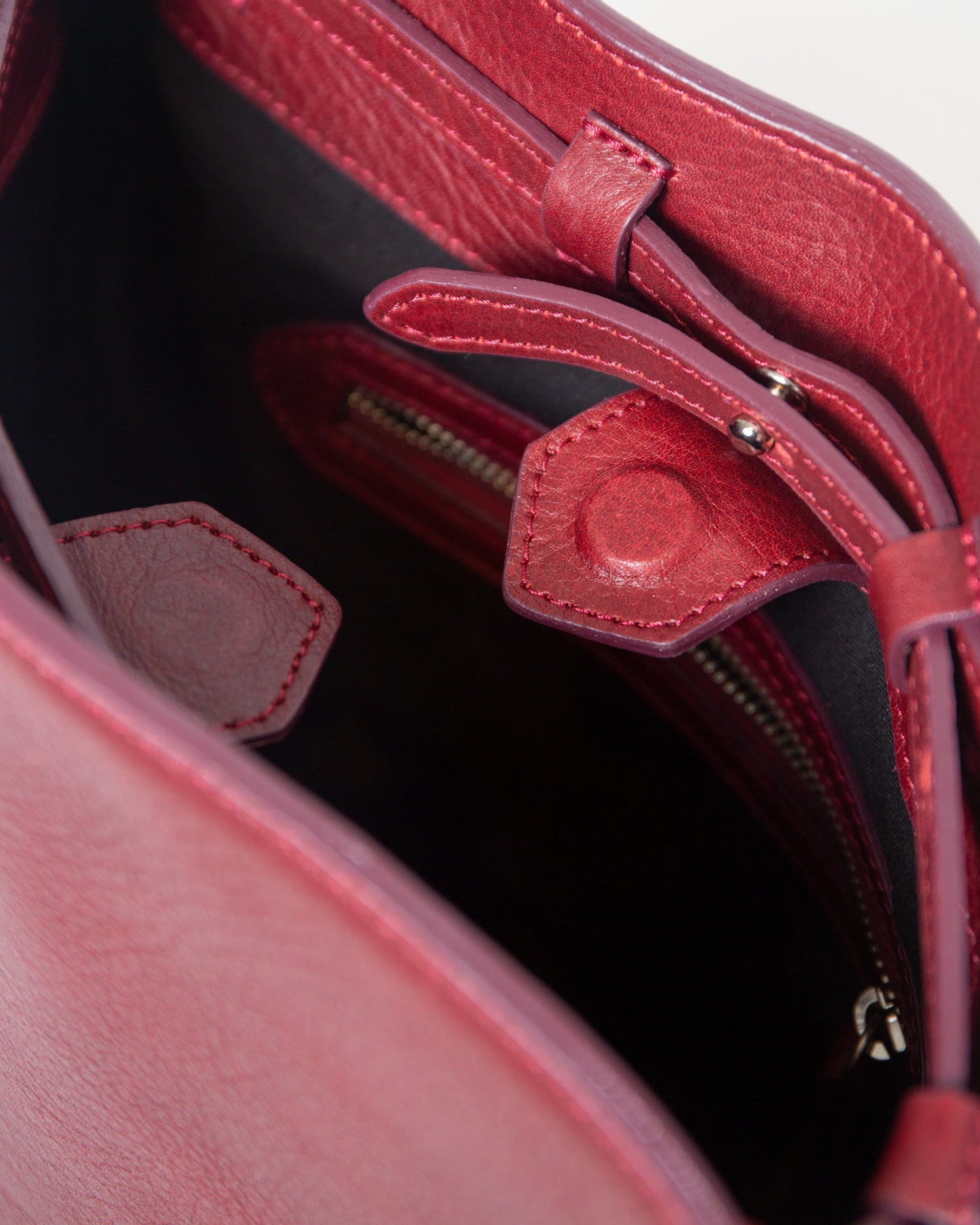 Bucket Classic - Burgundy Hypnotic