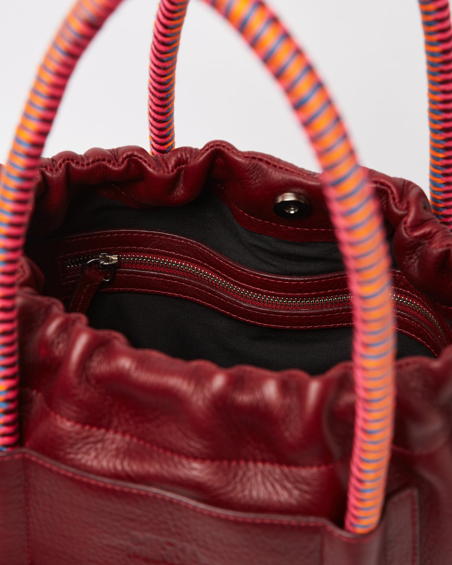 Irupe Large Leather Bag - Burgundy Hypnotic