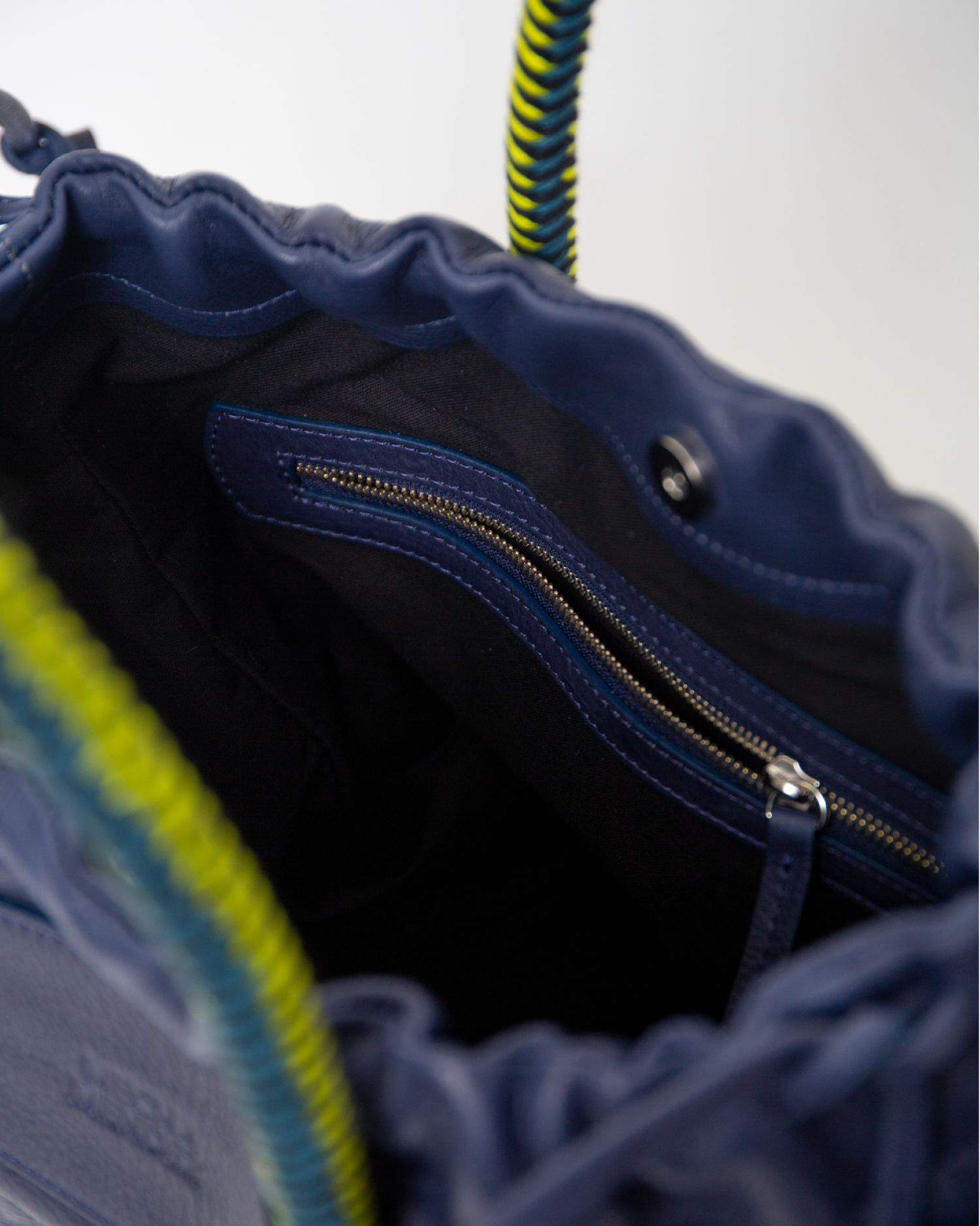 Irupe Large Leather Bag - Blue Pacifico