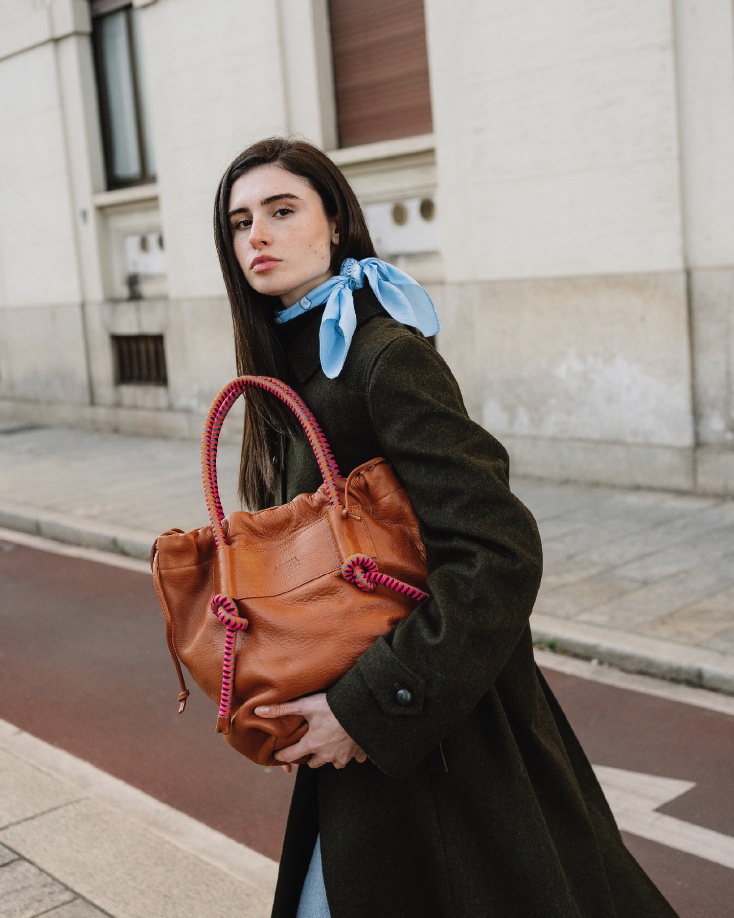 Irupe Large Leather Bag - Tan Hypnotic