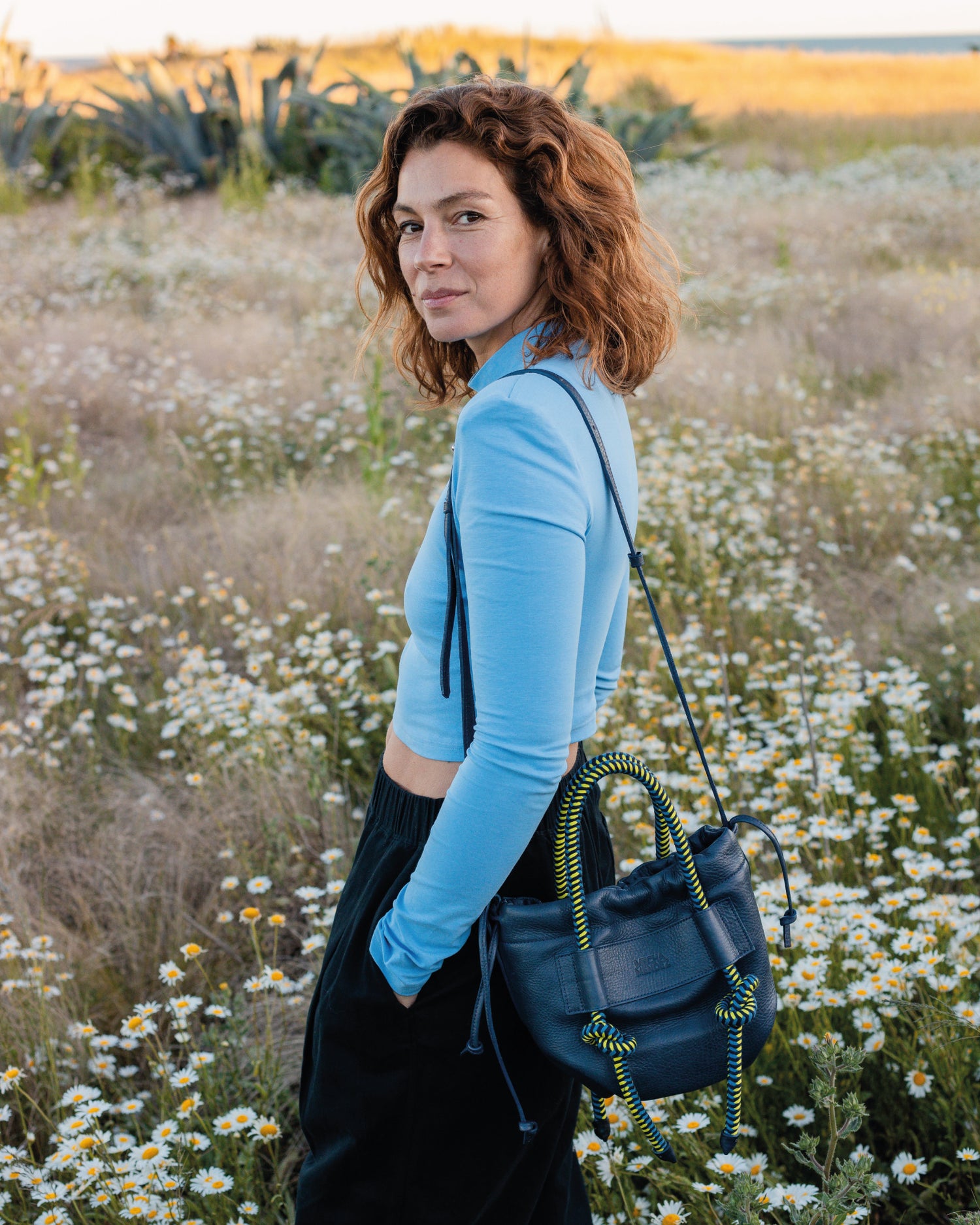 Irupe Medium Leather Bag - Blue Pacifico