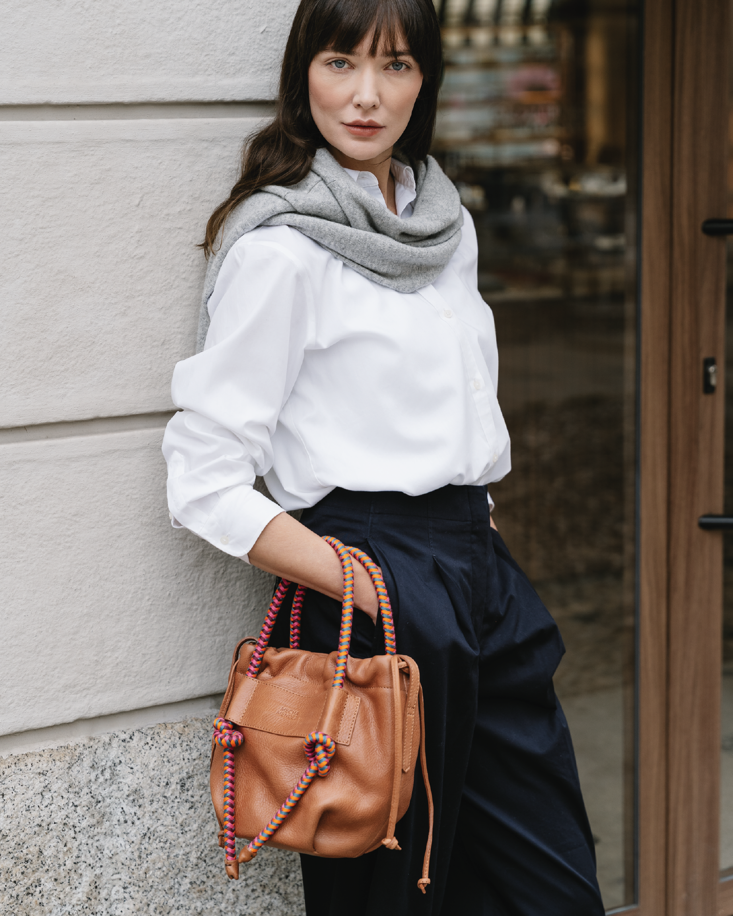 Irupe Medium Leather Bag - Tan Hypnotic