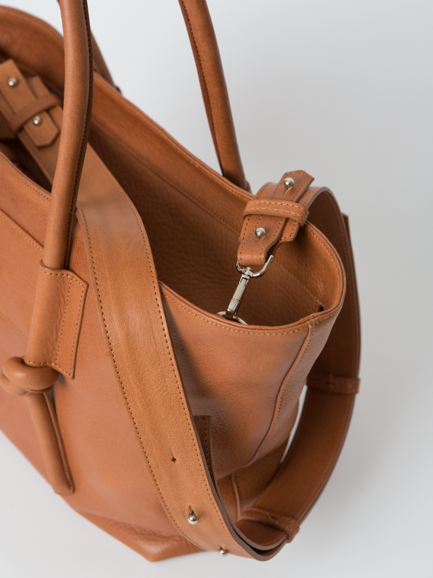 Basket Leather Tote Bag - Tan