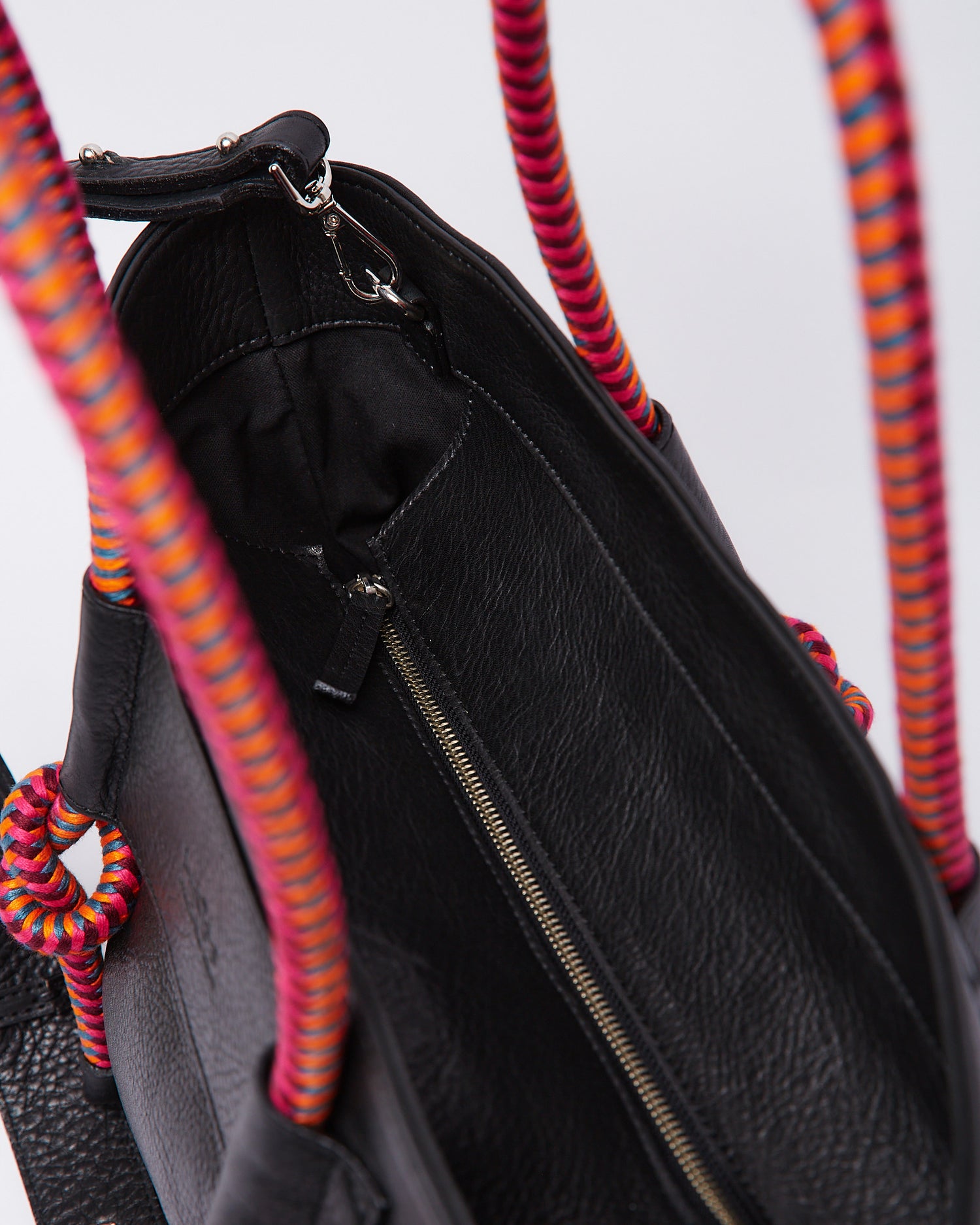 Basket Leather Tote Bag - Black Hypnotic