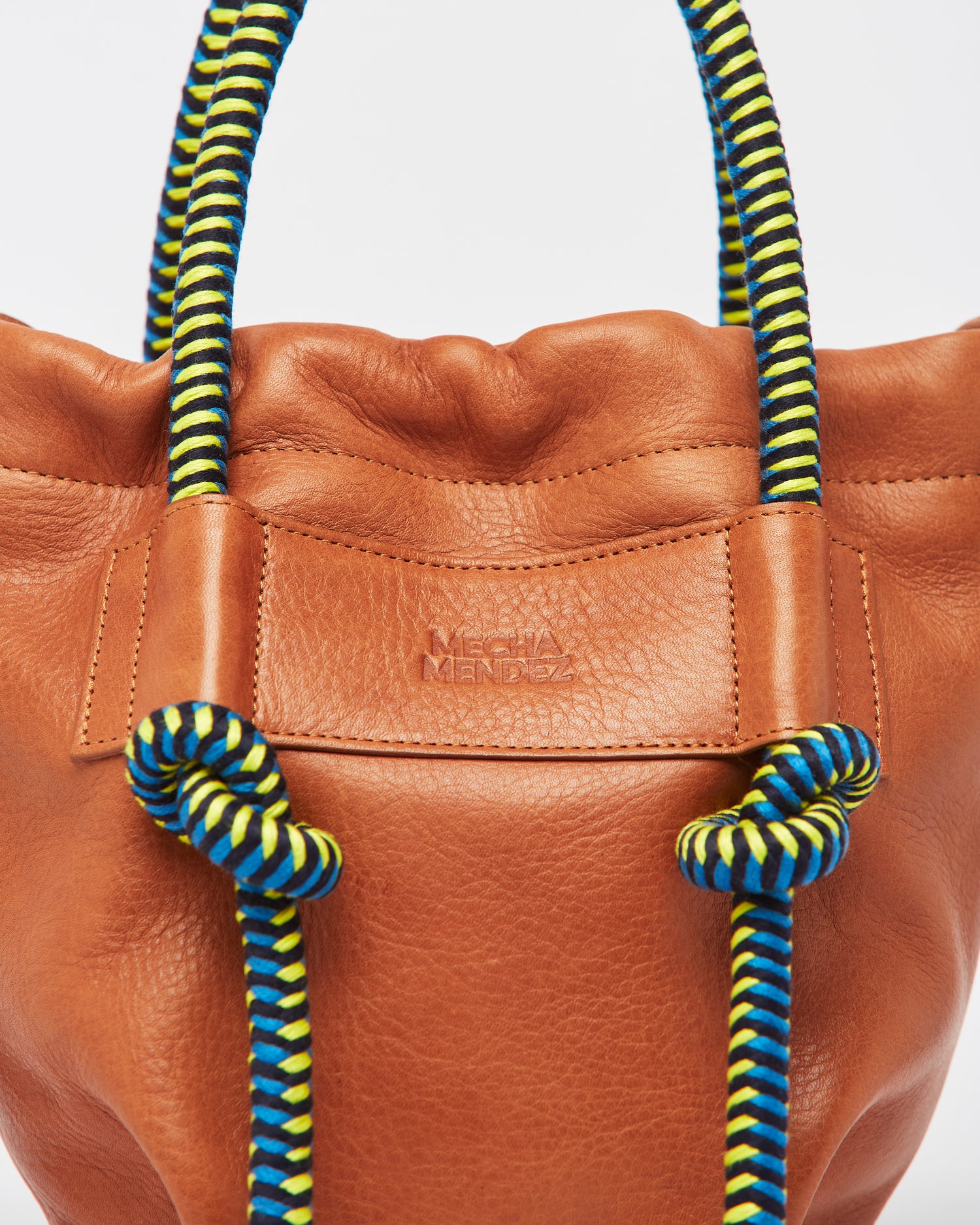 Irupe Medium Leather Bag - Tan Pacifico