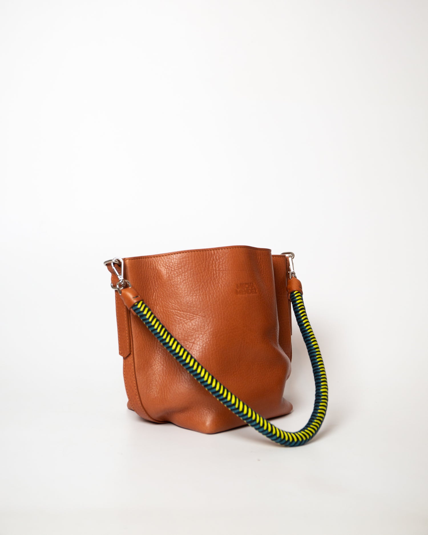 Bucket Classic - Tan Pacifico