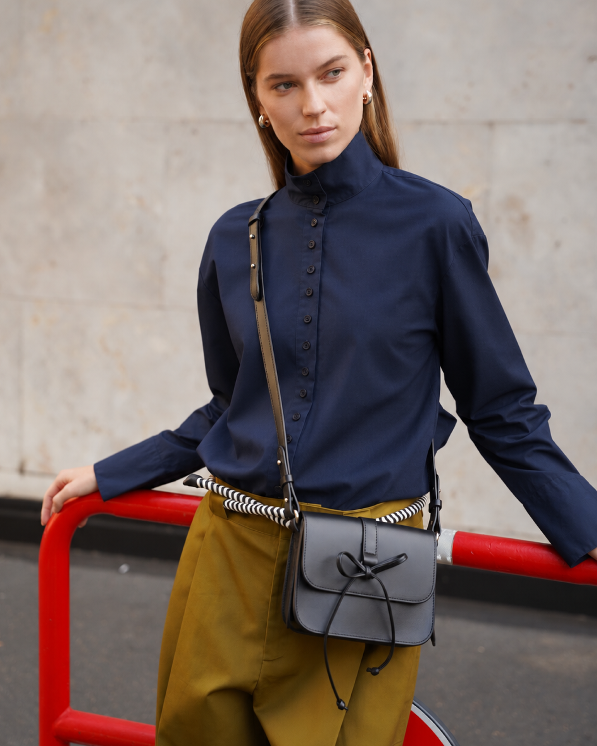 Fruto Mini Bag - Black