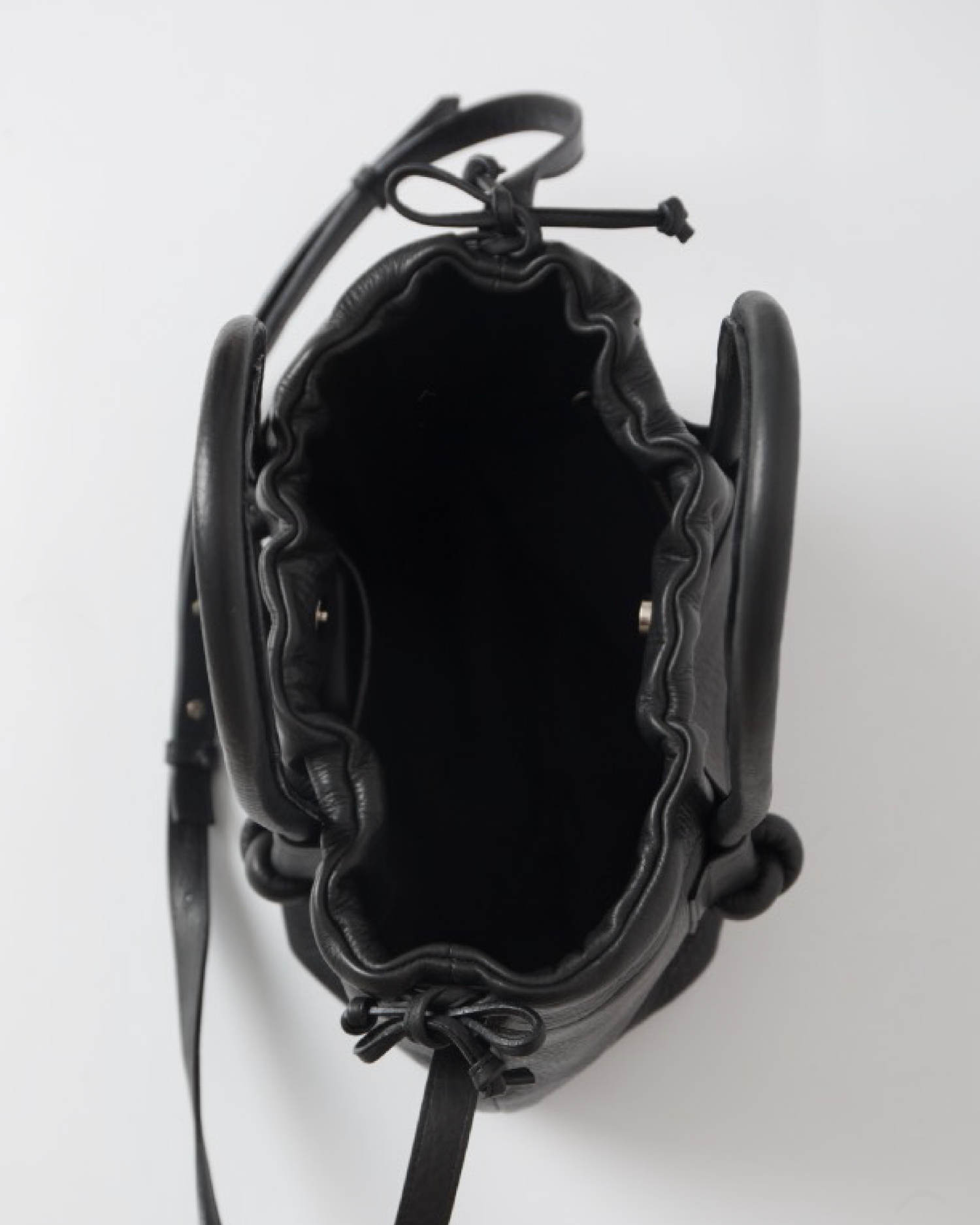 Irupe Mini Leather Bag - Black