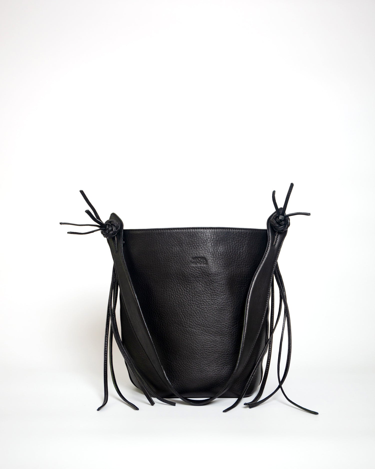 Yarara Leather Shoulder Bag - Black